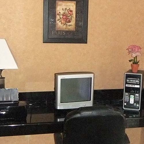 Executive Inn And Suites Baker Экстерьер фото